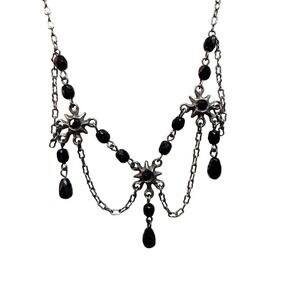Robert Rose Scalloped Bead Necklace‎ 16"